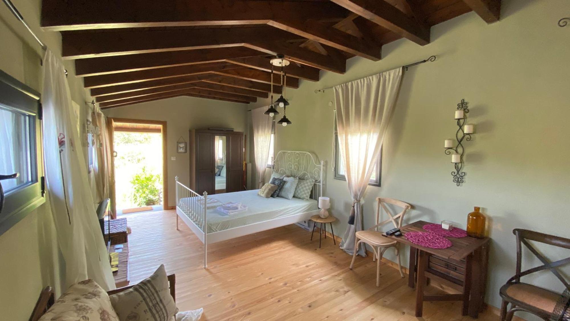 Little Garden Cabin Perivolaki 外观 照片